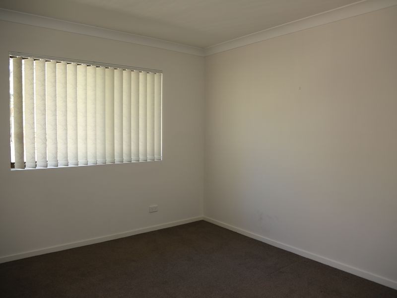 4/37 Mitre Street, St Lucia QLD 4067