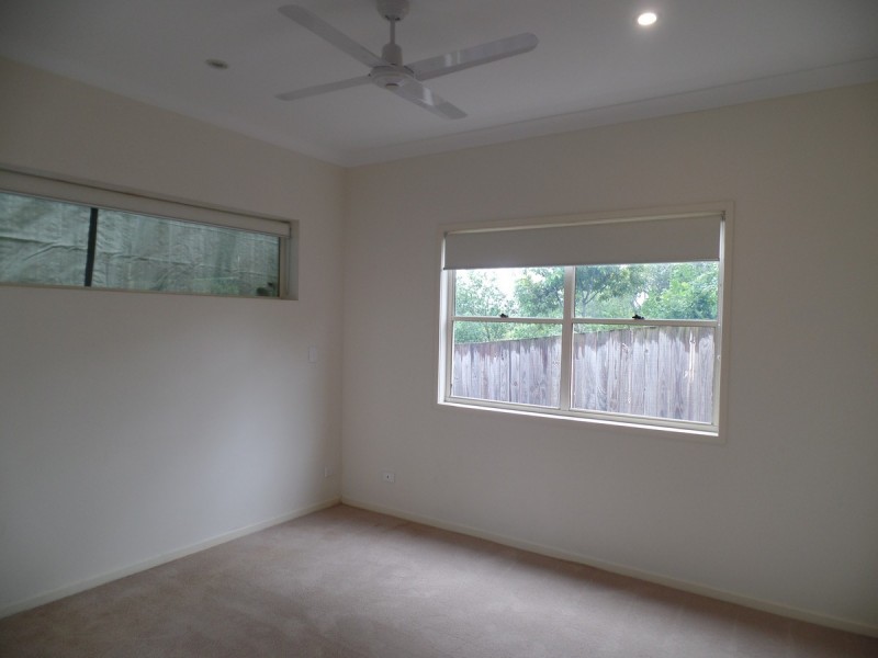 102 Boundary Road, Indooroopilly QLD 4068