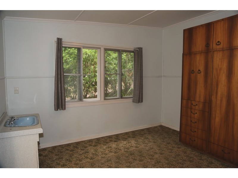 243 Lambert Road, Indooroopilly QLD 4068