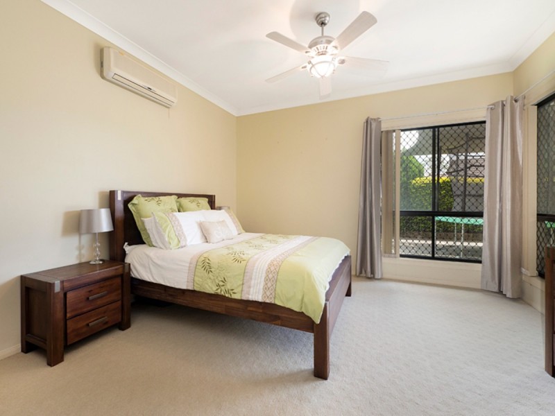 20 Zoe Place, Moggill QLD 4070