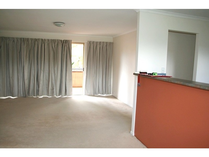 8/31 Glen Road, Toowong QLD 4066