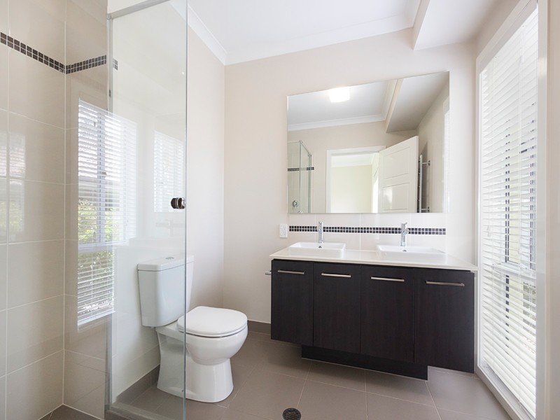 24 McGrath Court, Moggill QLD 4070
