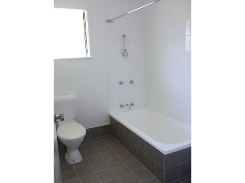 1/159 Sir Fred Schonell Drive, St Lucia QLD 4067