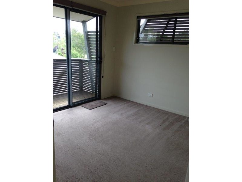 5/37 Indooroopilly Road, Taringa QLD 4068