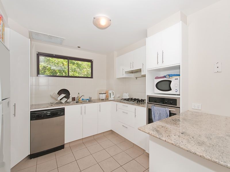 207/8 Land Street, Toowong QLD 4066