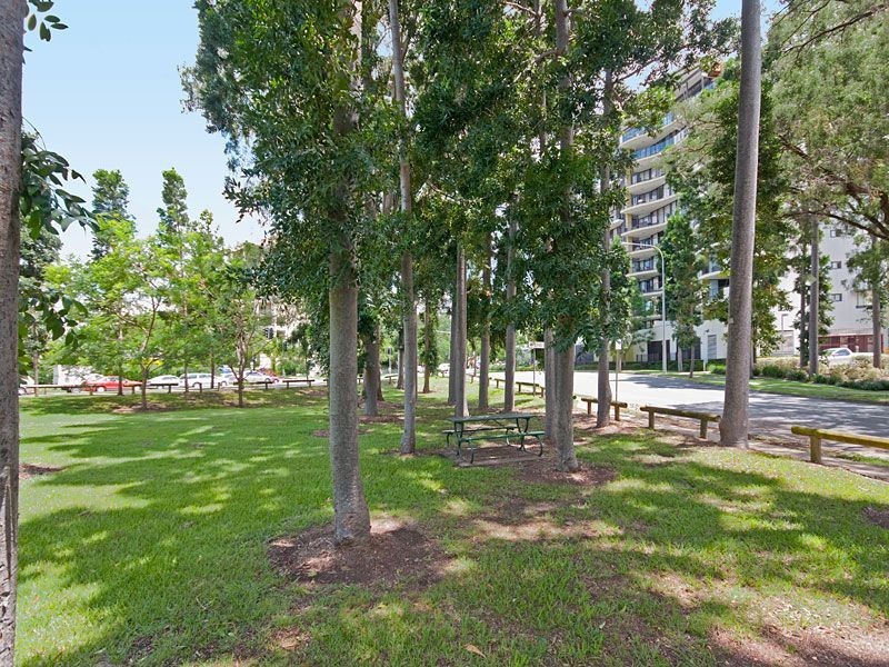 207/8 Land Street, Toowong QLD 4066