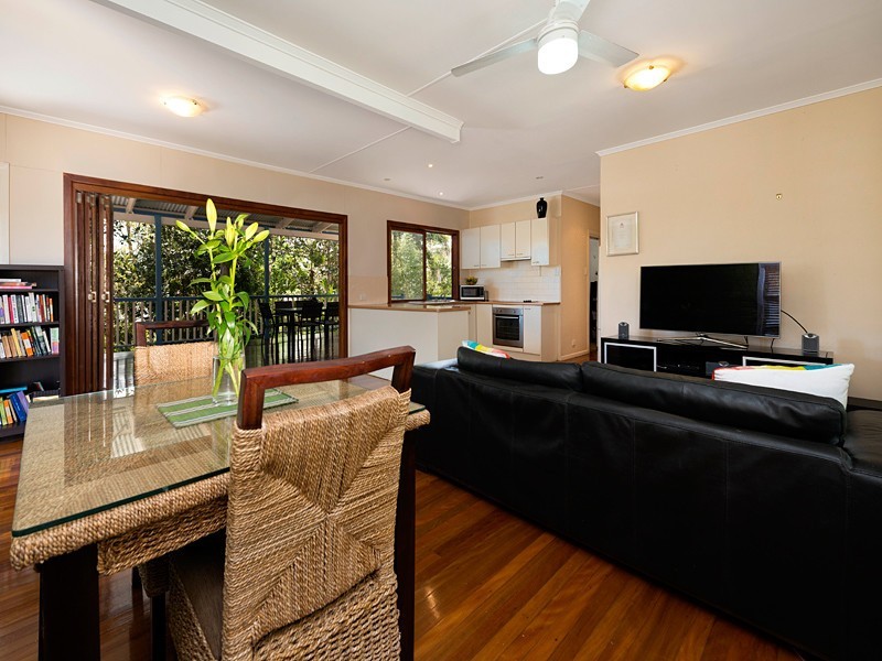 75 Fig Tree Pocket Road, Chapel Hill QLD 4069