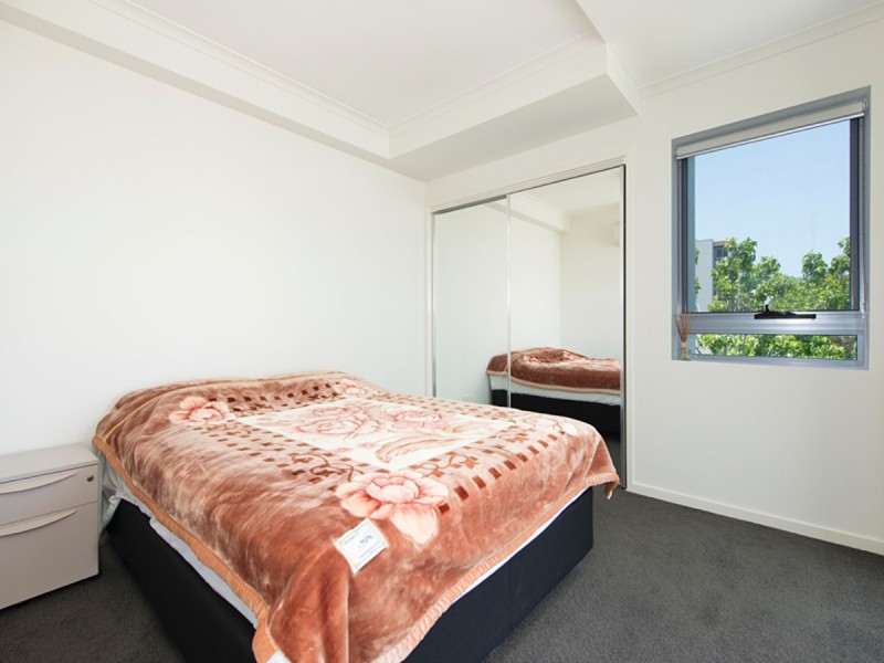 11/8 Finney Road, Indooroopilly QLD 4068