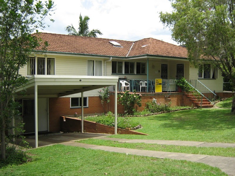 53 Sisley Street, St Lucia QLD 4067