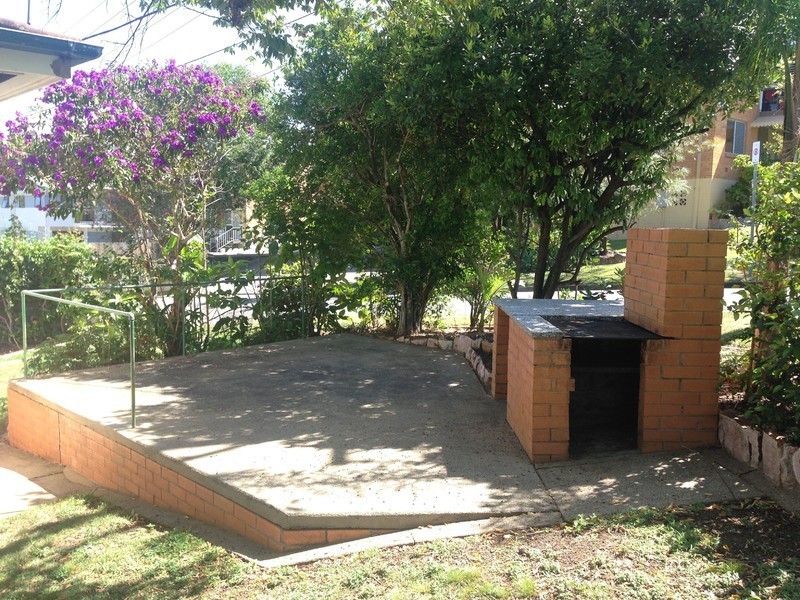 53 Sisley Street, St Lucia QLD 4067