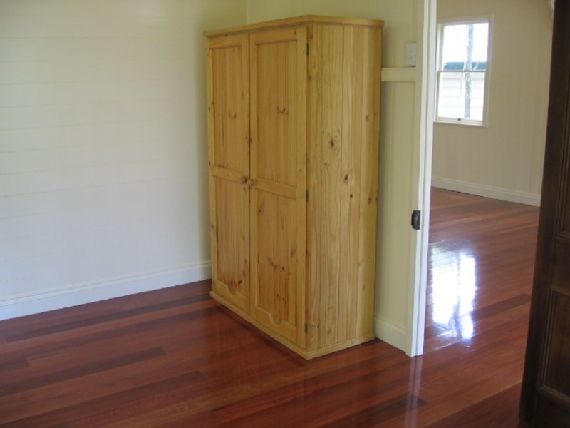 16 Greenlaw Street, Indooroopilly QLD 4068