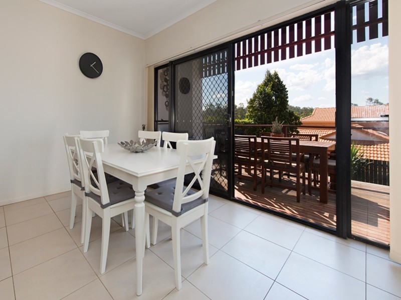 4/52 Golden Crest Place, Bellbowrie QLD 4070