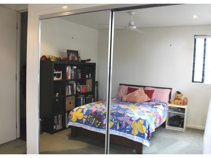 21/26 Holland Street, Toowong QLD 4066