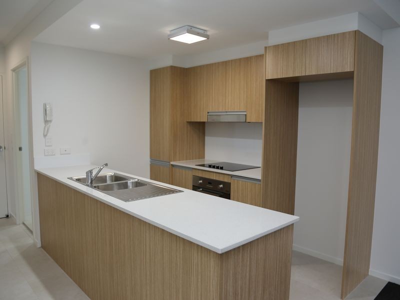 13/8 Finney Road, Indooroopilly QLD 4068