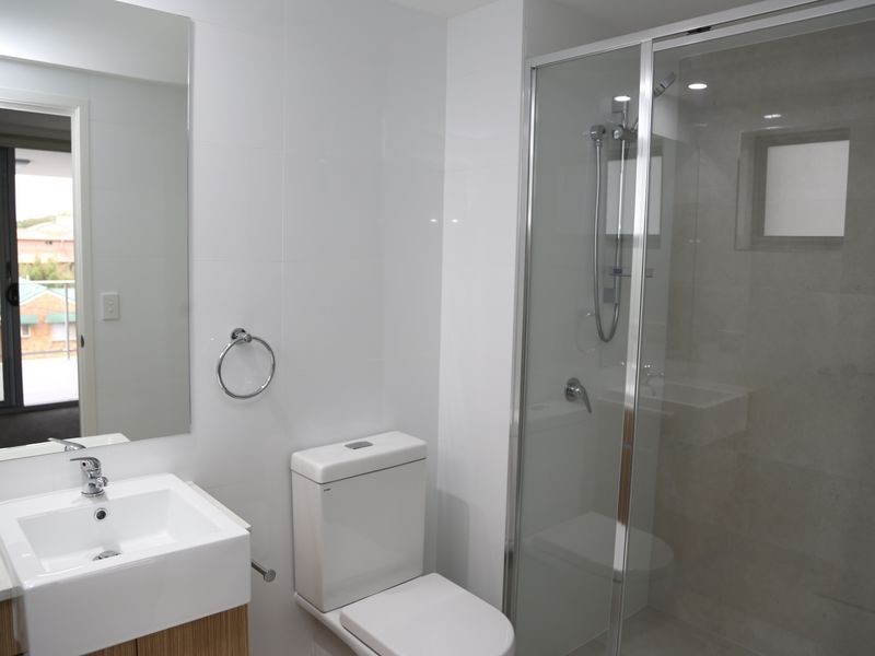 13/8 Finney Road, Indooroopilly QLD 4068