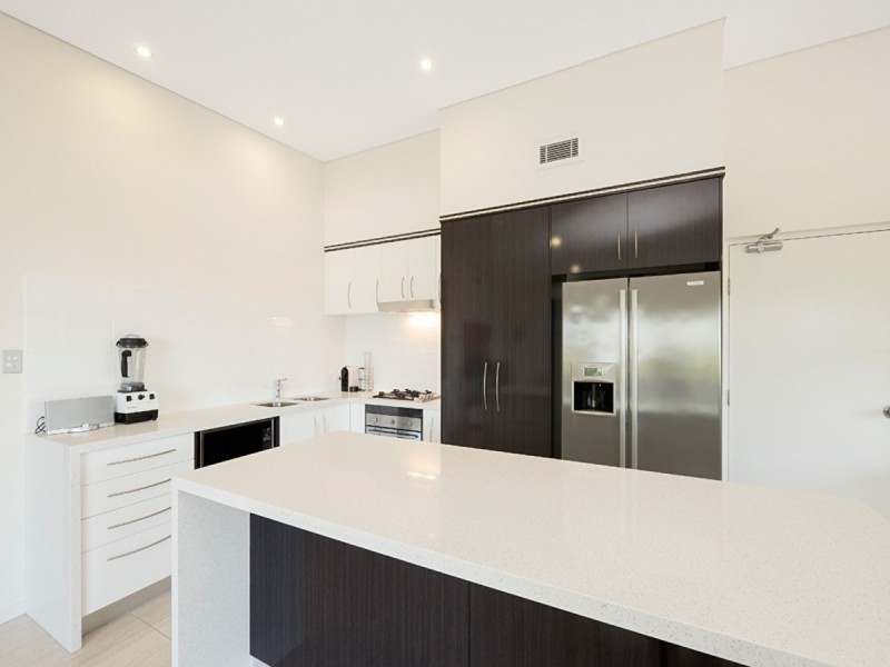 14/119 Macquarie Street, St Lucia QLD 4067