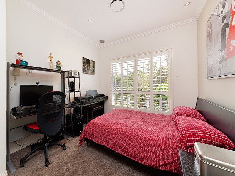 73 Sanctuary Place, Fig Tree Pocket QLD 4069