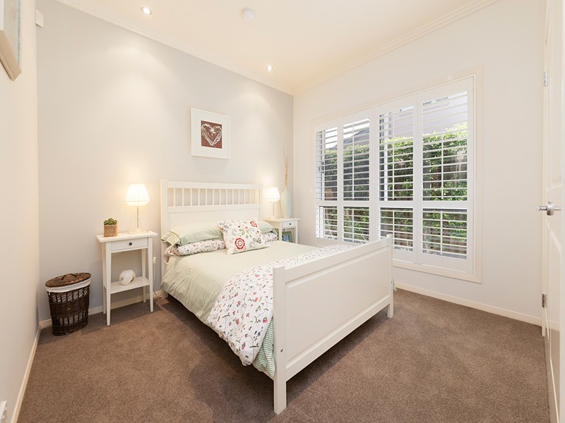 73 Sanctuary Place, Fig Tree Pocket QLD 4069