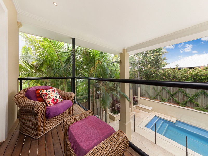 73 Sanctuary Place, Fig Tree Pocket QLD 4069