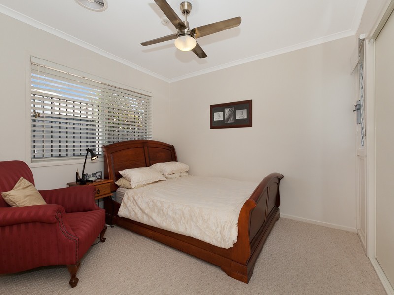 17 Moorfields Street, Fig Tree Pocket QLD 4069