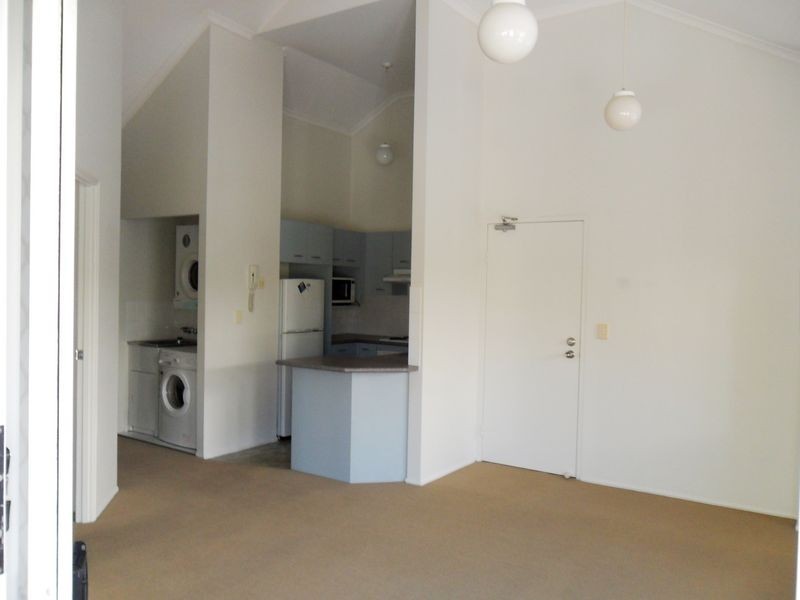 11/77 Sherwood Road, Toowong QLD 4066