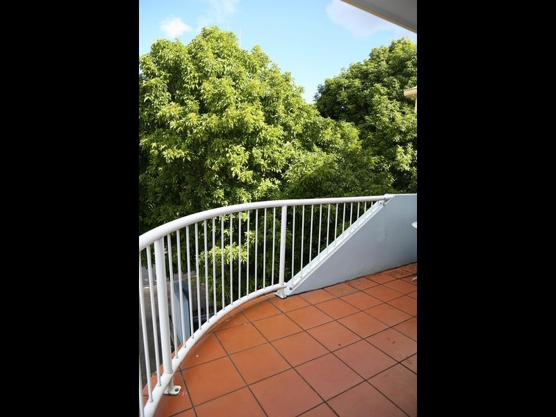 11/77 Sherwood Road, Toowong QLD 4066