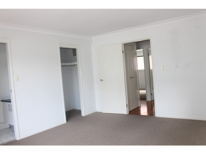 4/36 Macdonnell Street, Toowong QLD 4066