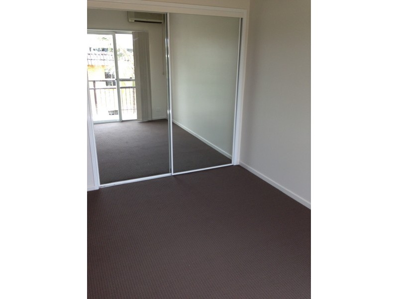 4/12 Augustus Street, Toowong QLD 4066