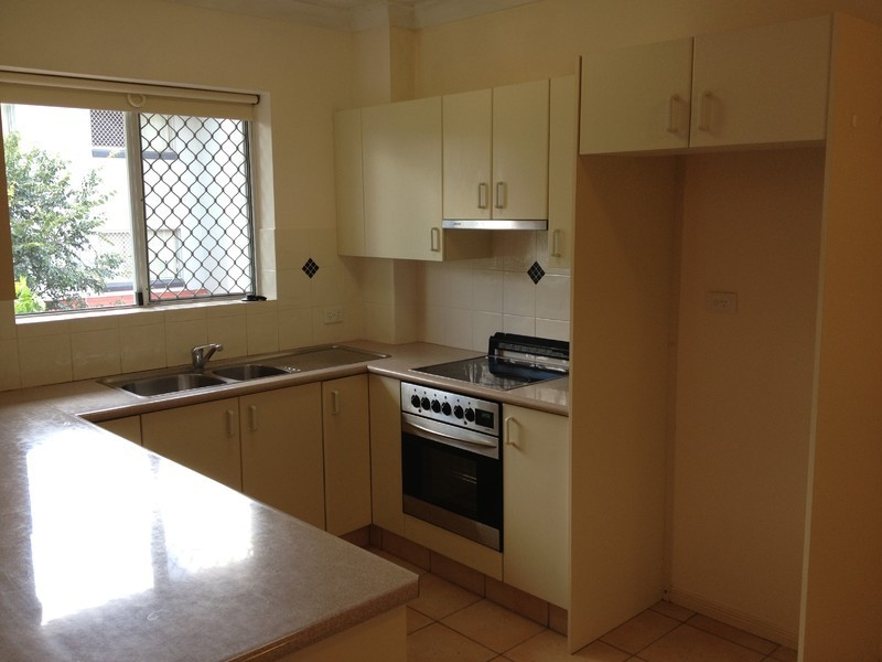 5/57 Mitre Street, St Lucia QLD 4067