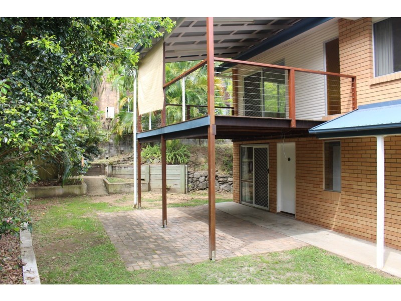 23 Struan Street, Chapel Hill QLD 4069