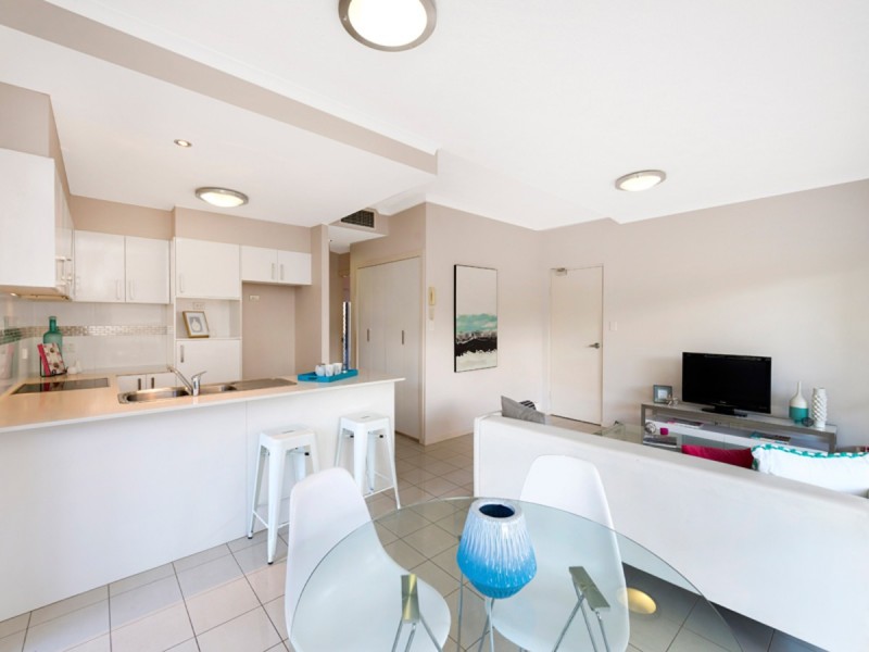 1/69 Durham Street, St Lucia QLD 4067