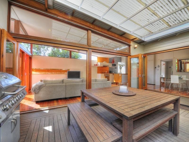 35 Farm Street, Newmarket QLD 4051