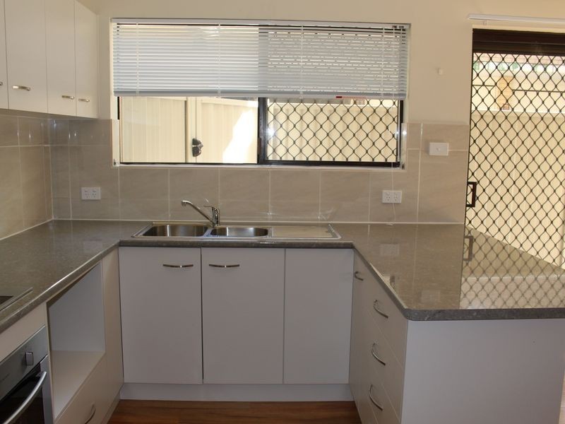 3/30 Armadale Street, St Lucia QLD 4067