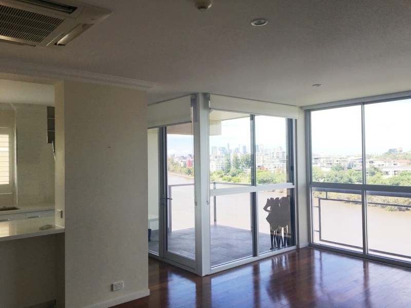 8/40 Glen Road, Toowong QLD 4066
