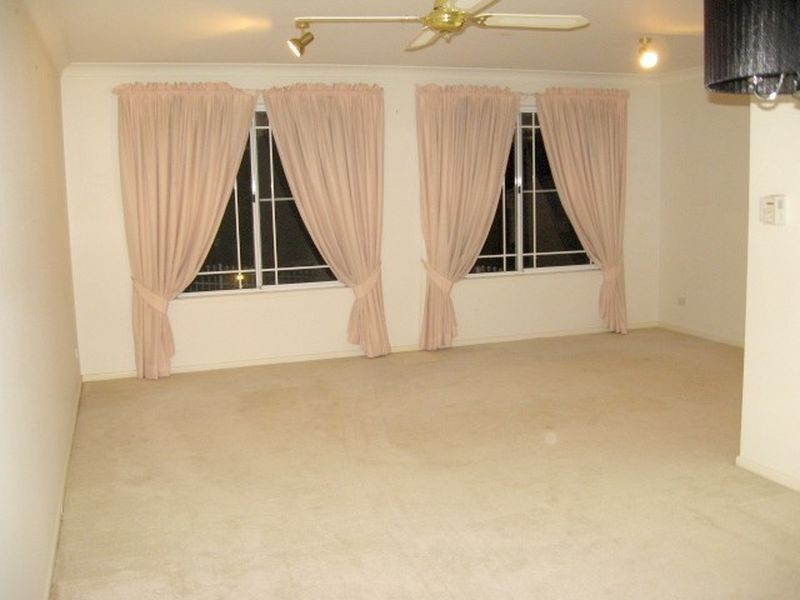 13/60 Gubberley Street, Kenmore QLD 4069