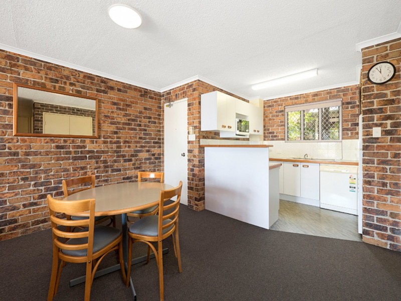 27/11 Ascog Terrace, Toowong QLD 4066