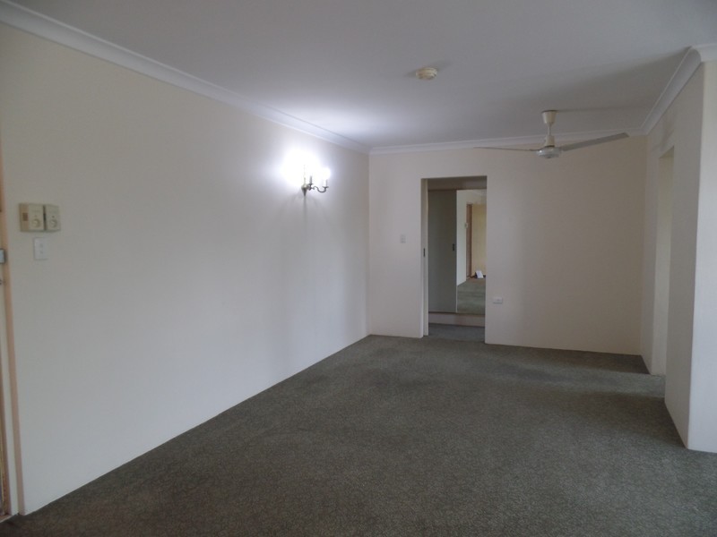 4/41 Sisley Street, St Lucia QLD 4067