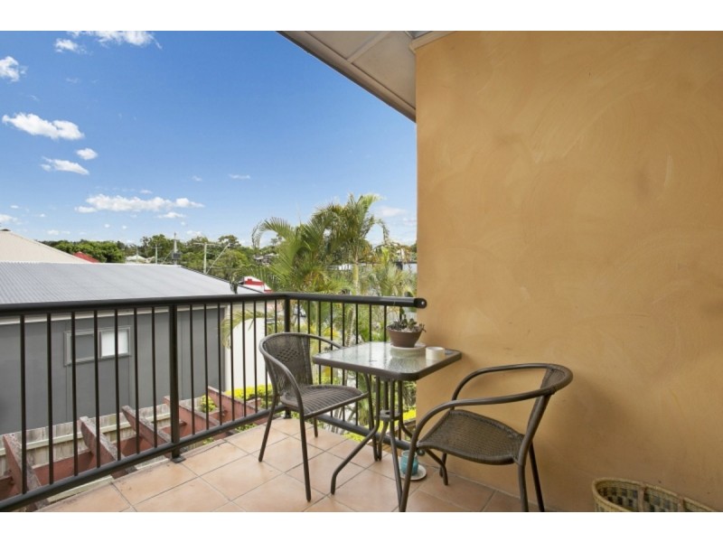 3/126 Sylvan Road, Toowong QLD 4066