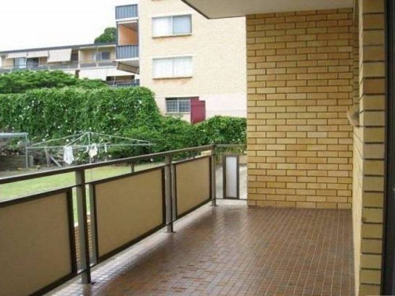 1/100 Sherwood Road, Toowong QLD 4066