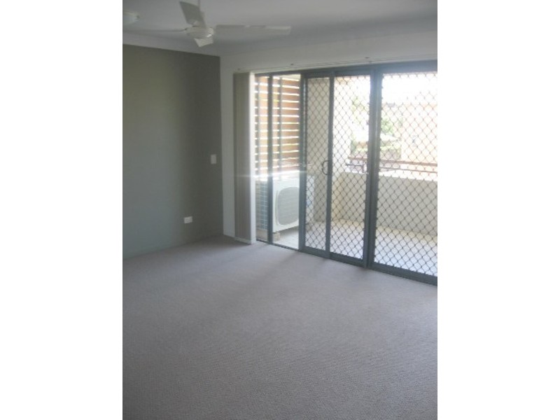 2/16 Cadell Street, Toowong QLD 4066