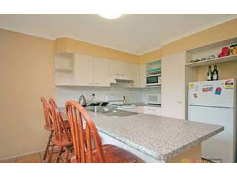 8/260 Sir Fred Schonell Drive, St Lucia QLD 4067