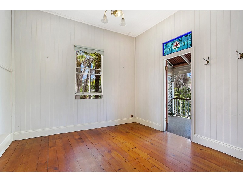 86 Waverley Road, Taringa QLD 4068