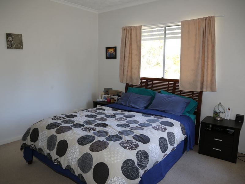 1/8 Underhill Avenue, Indooroopilly QLD 4068