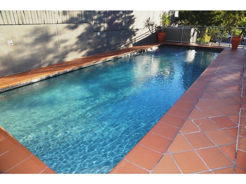 19/36 Holland Street, Toowong QLD 4066