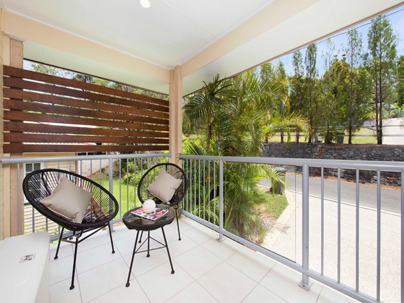 16 Oxford Terrace, Taringa QLD 4068