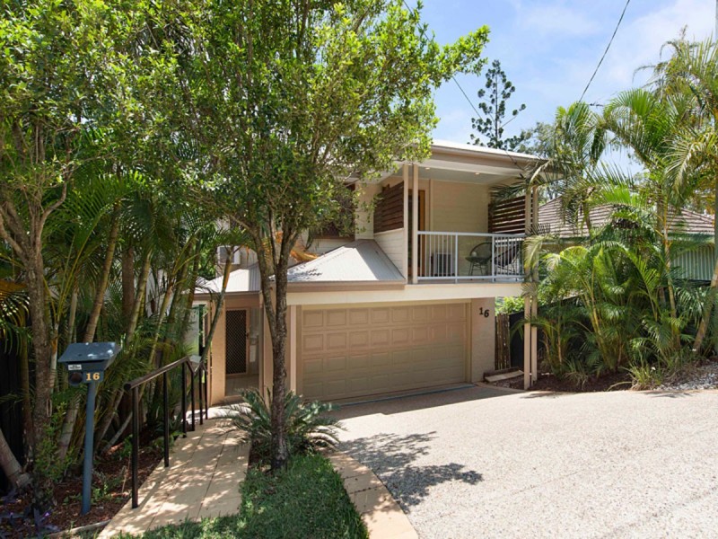 16 Oxford Terrace, Taringa QLD 4068