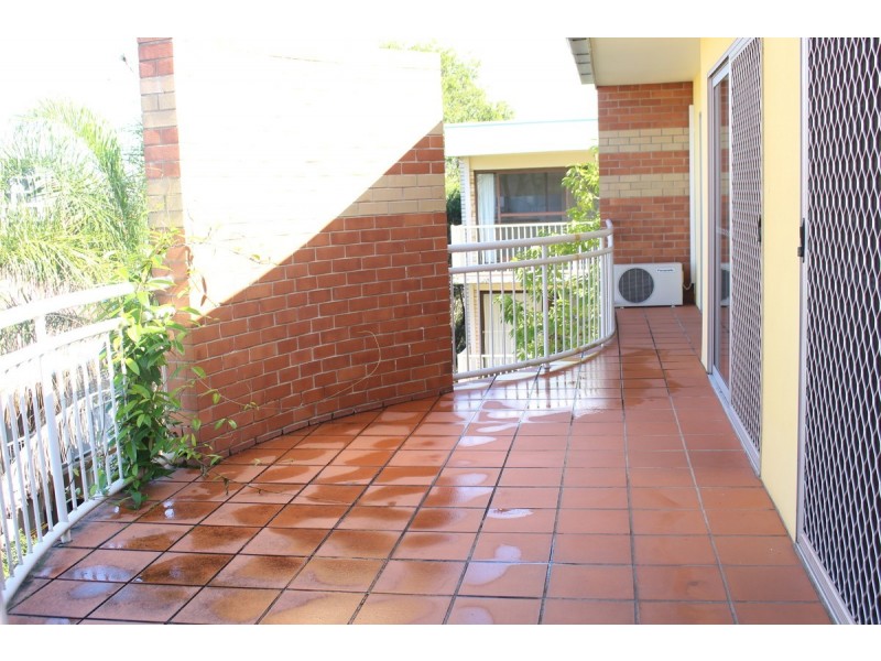 4/20 Augustus Street, Toowong QLD 4066