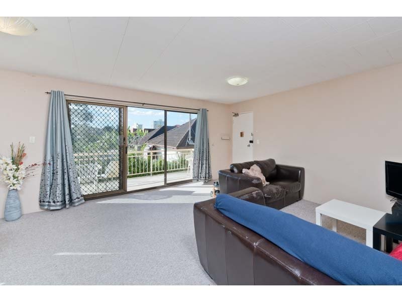 3/37 Mitre Street, St Lucia QLD 4067