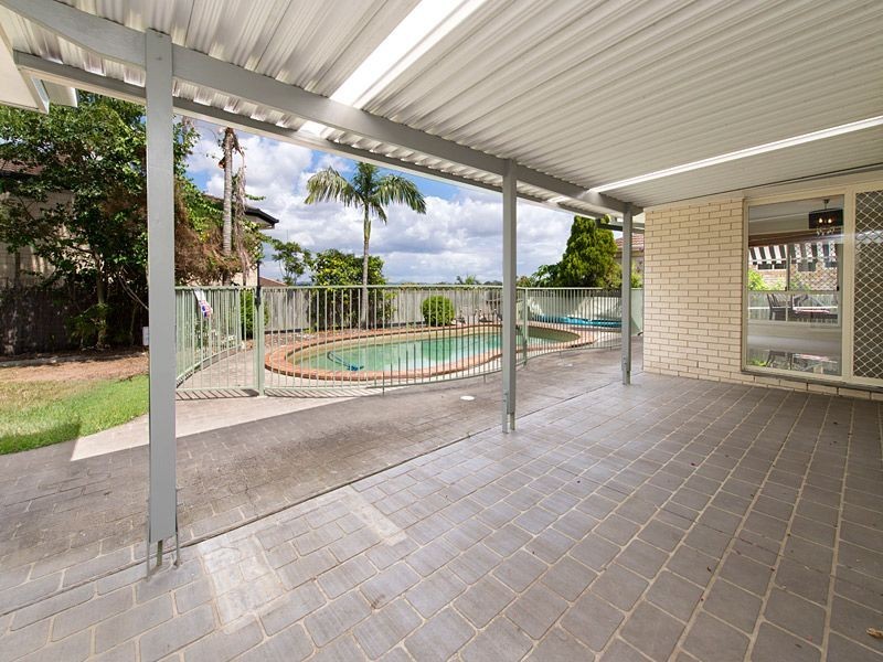 48 Barcoorah Street, Westlake QLD 4074