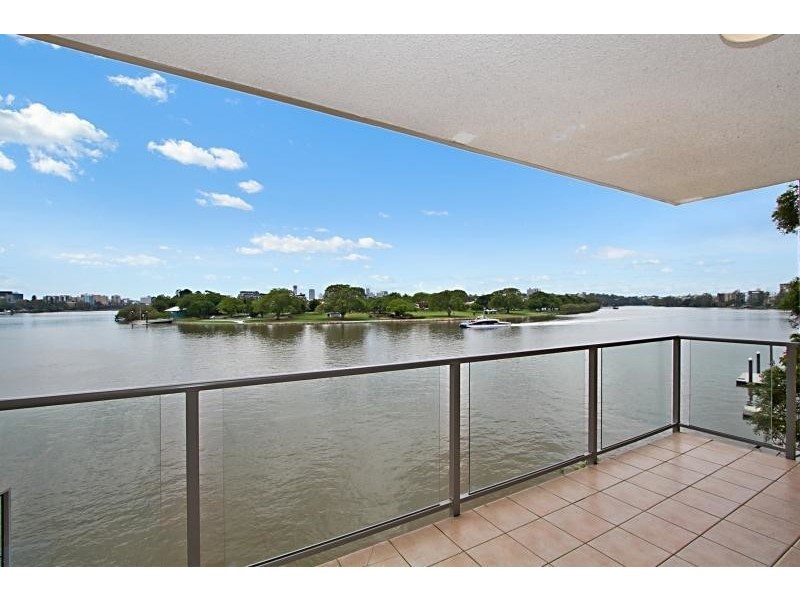6/8 Sandford Street, St Lucia QLD 4067